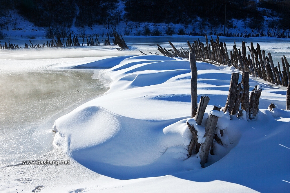 拒绝裸奔！木兰围场冬季外拍相机保暖技巧